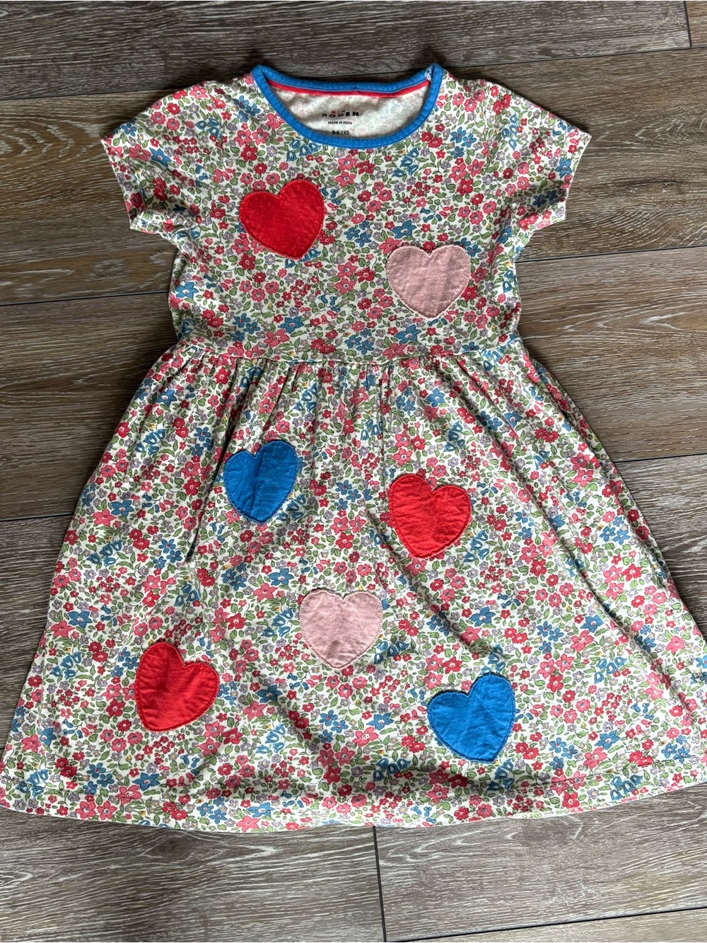 Mini Boden Floral Heart Appliqué Dress